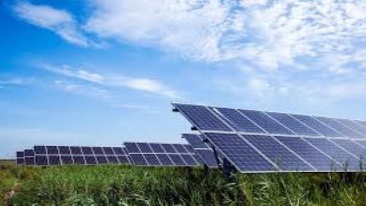 The Advantages of Solar Panels: Clean Energy for a Brighter Future